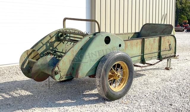 Image of John Deere H equipment image 4