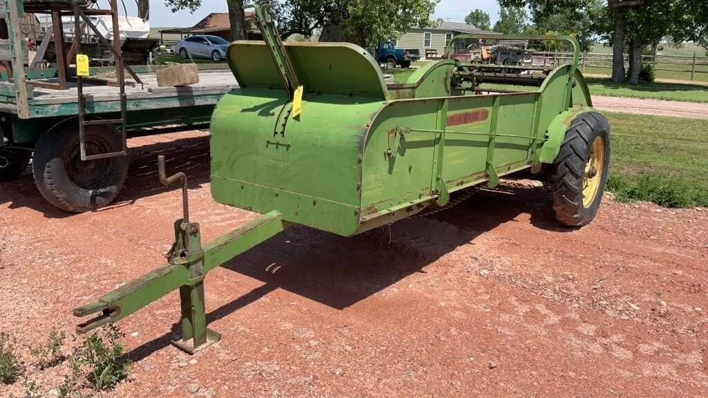 John Deere H Equipment Image0
