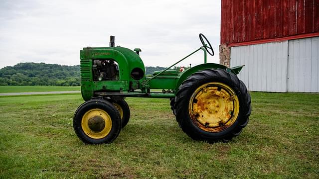 Image of John Deere LA equipment image 2