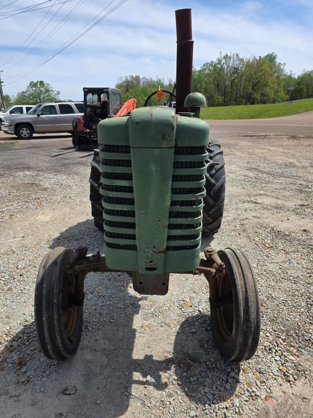 Image of John Deere M equipment image 3