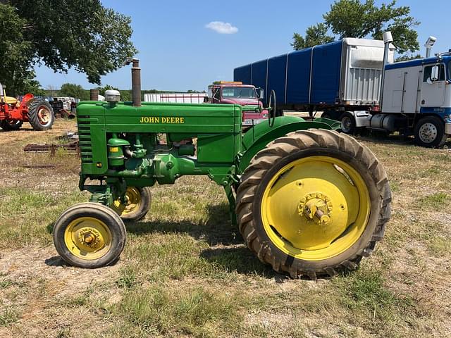 Image of John Deere MT equipment image 3