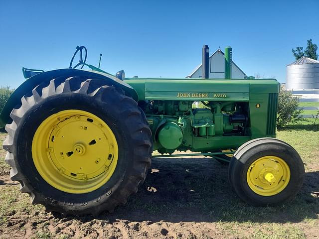 Image of John Deere R equipment image 3