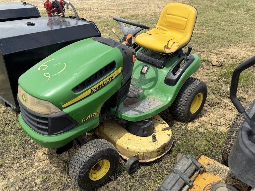 Image of John Deere LA125 Image 1