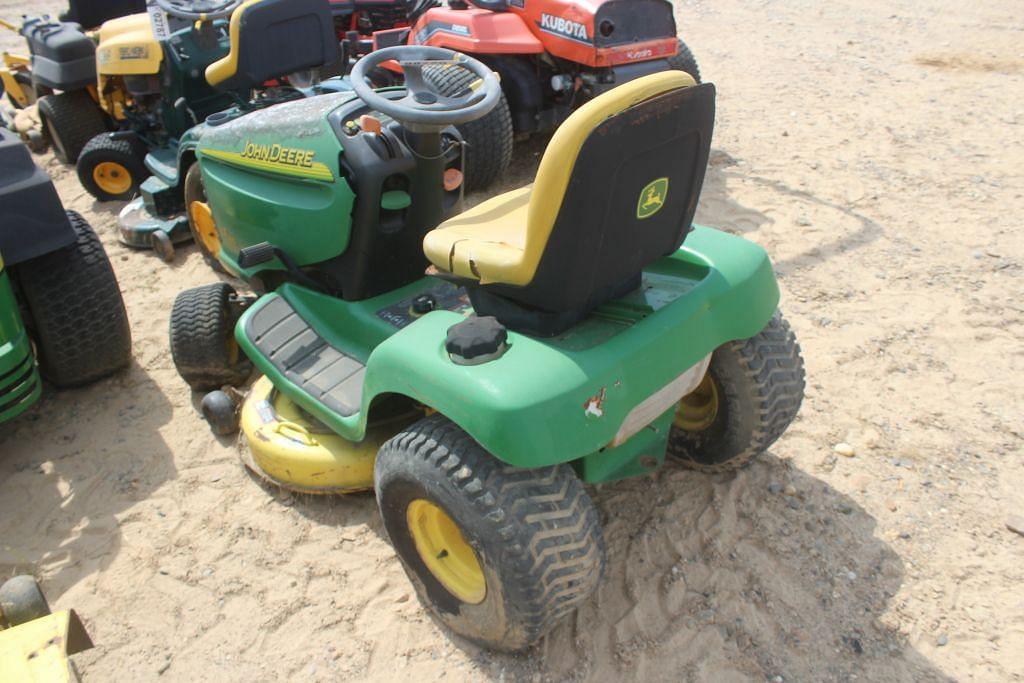 Image of John Deere LT160 Image 1