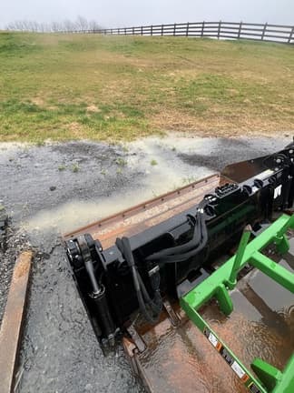 Image of John Deere MP84B Image 1