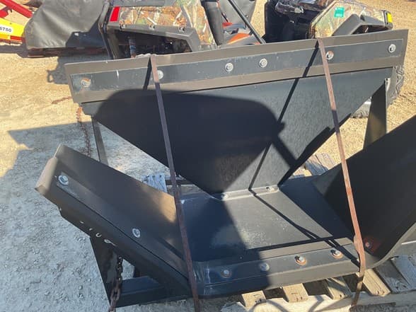 Image of John Deere MS60 equipment image 1