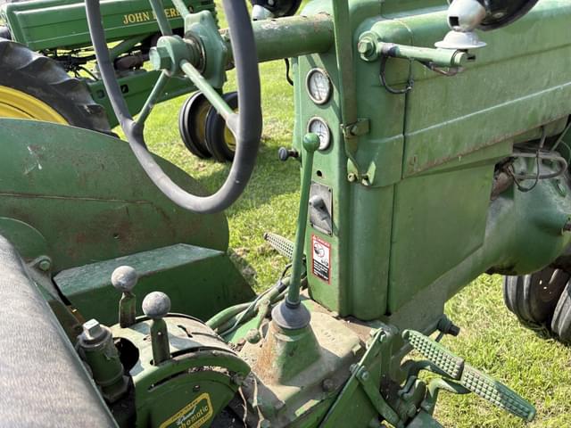 Image of John Deere MT equipment image 2