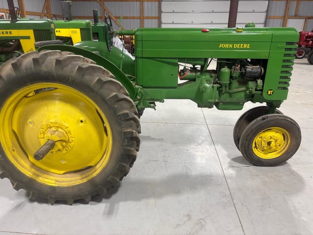 Image of John Deere MT equipment image 1