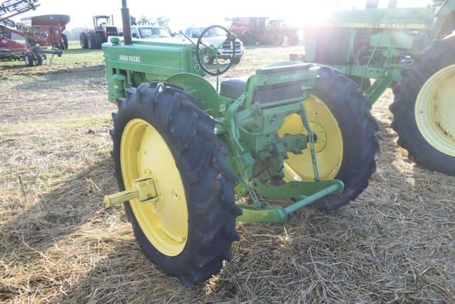 Image of John Deere MT equipment image 4