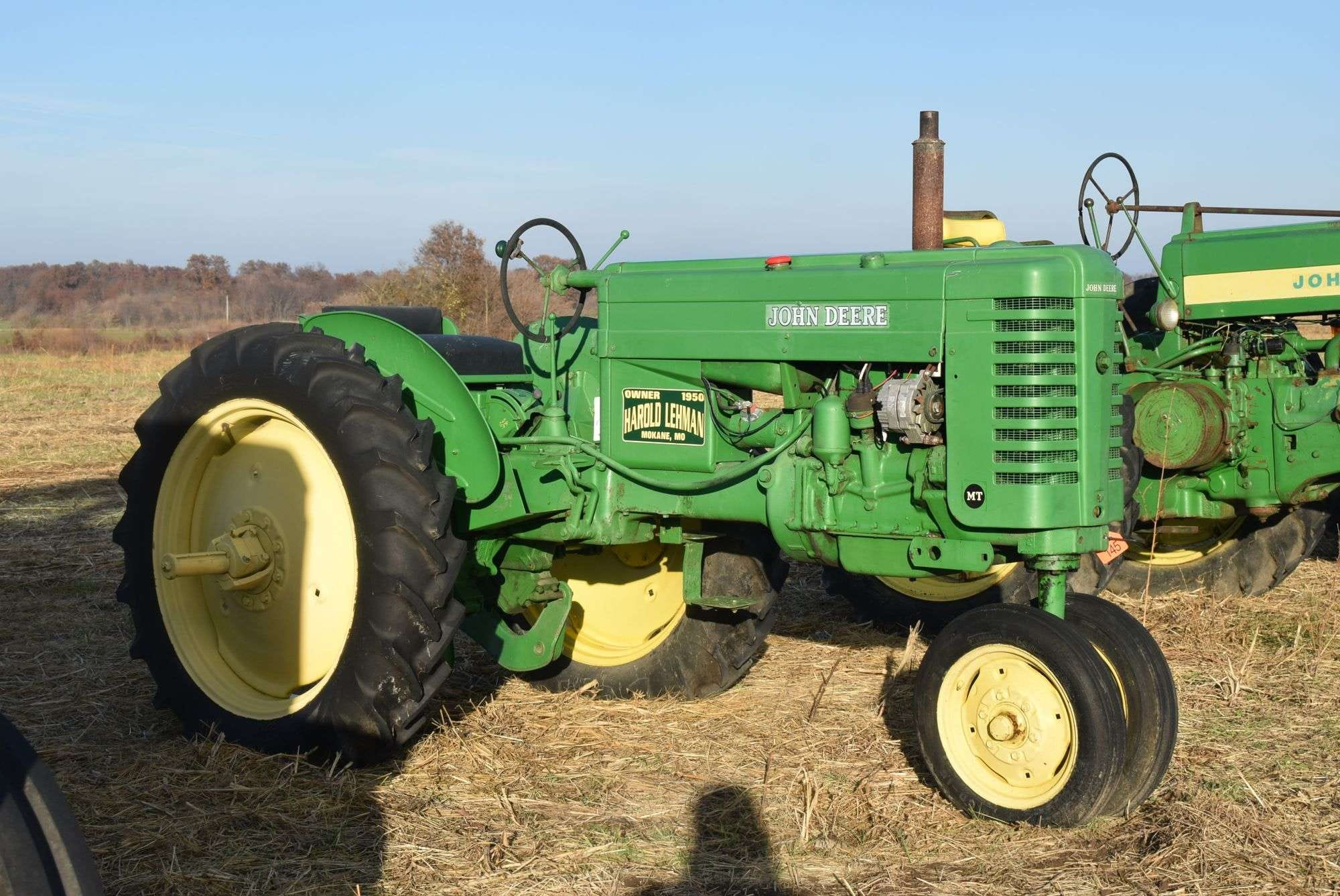 John Deere MT Equipment Image0