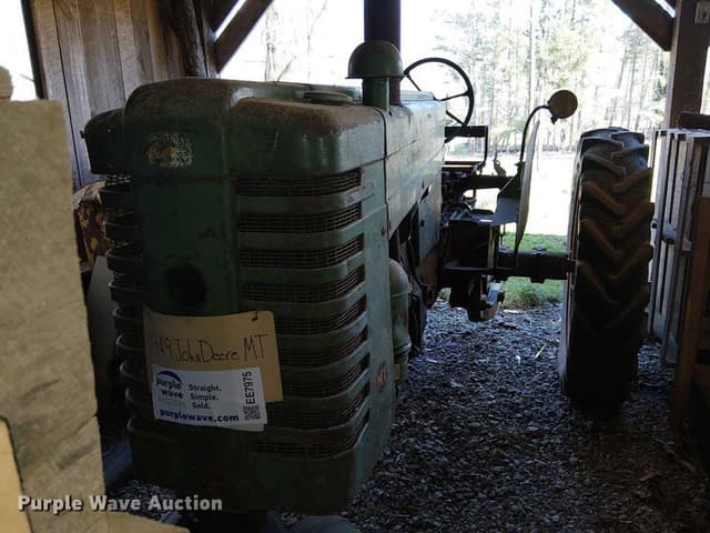 Image of John Deere MT equipment image 1