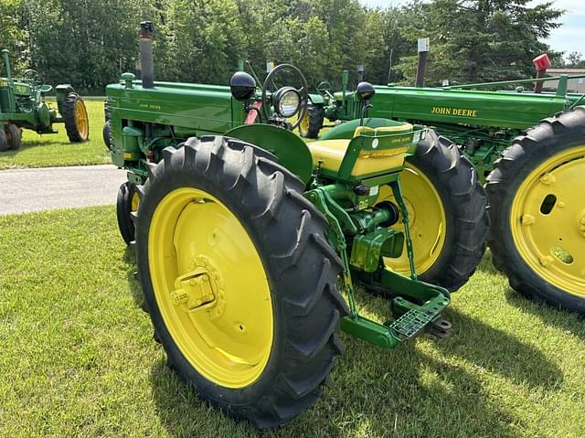 Image of John Deere MT equipment image 2