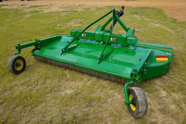 Image of John Deere MX10 equipment image 4