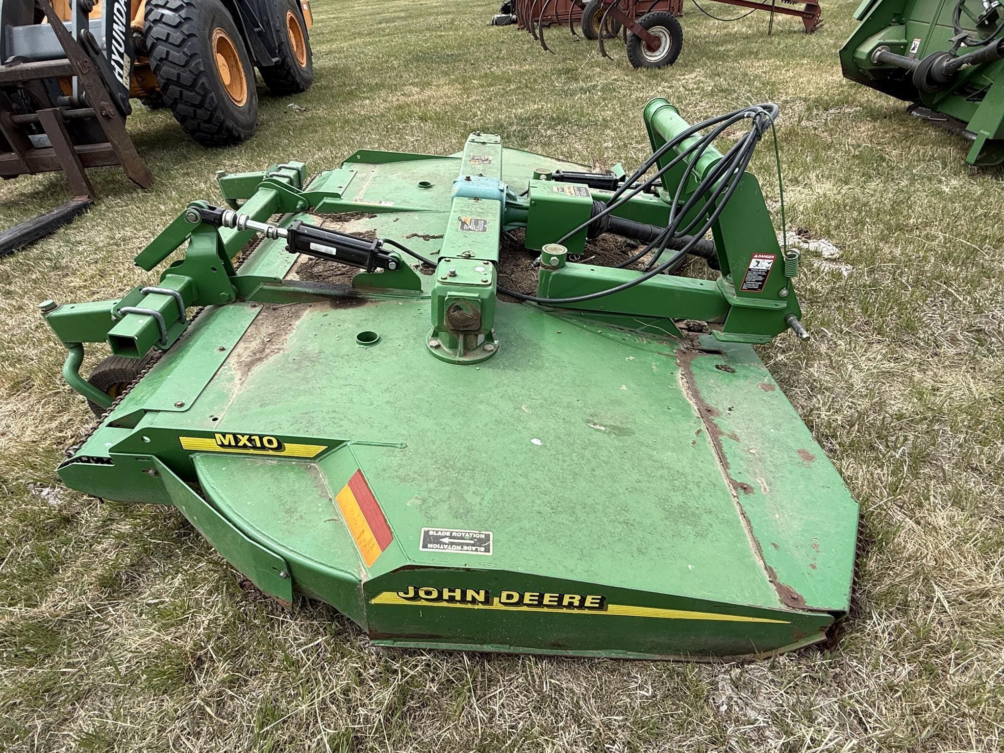 John Deere MX10 Equipment Image0