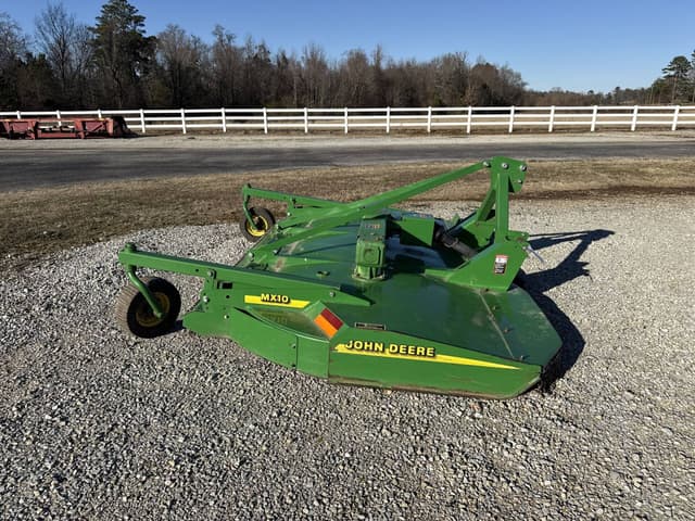 Image of John Deere MX10 equipment image 1