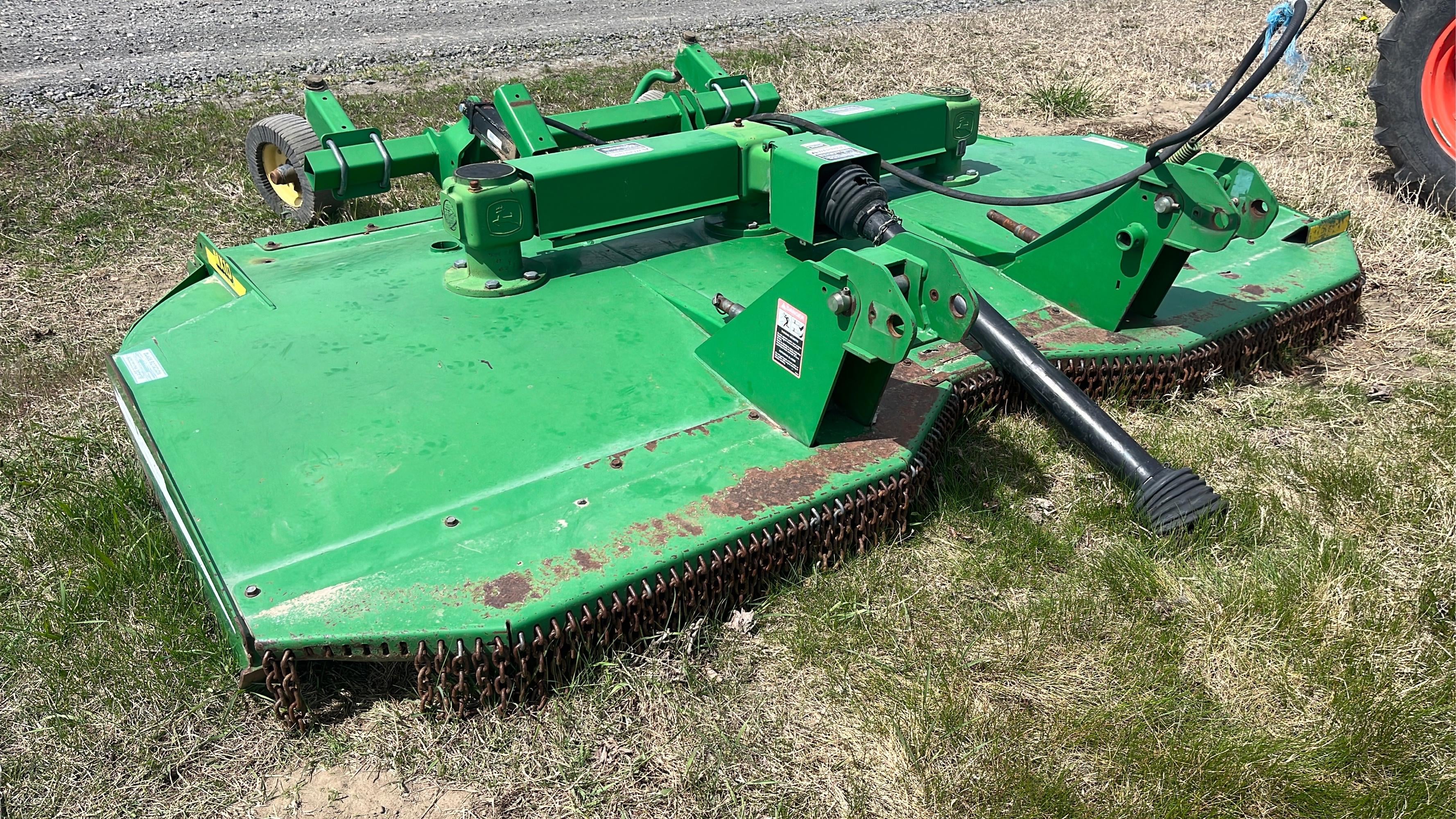 SOLD - John Deere MX10 Mower Hay and Forage with 10.6 ft | Tractor Zoom