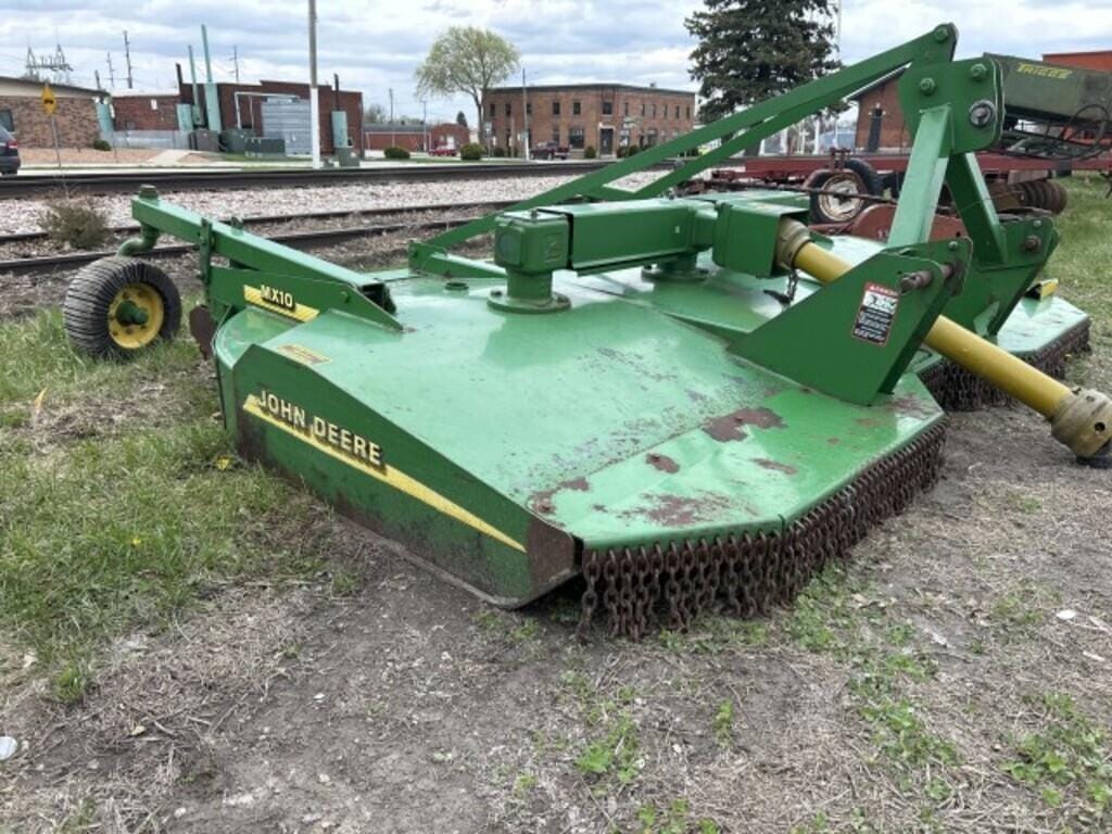 Main image John Deere MX10