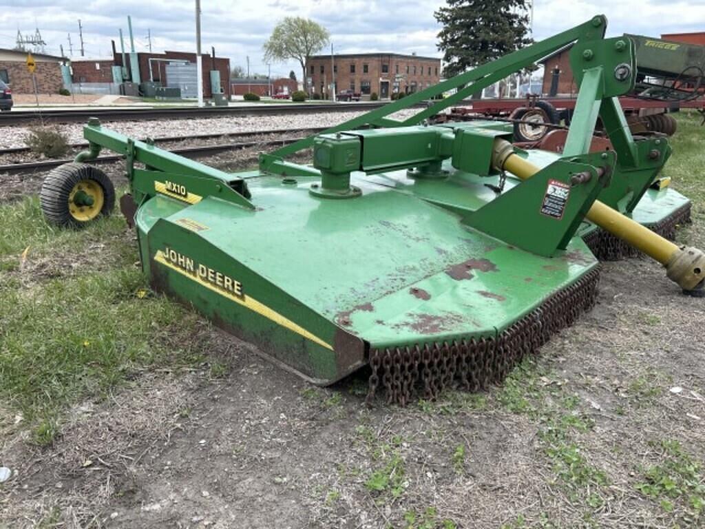 Image of John Deere MX10 Primary image