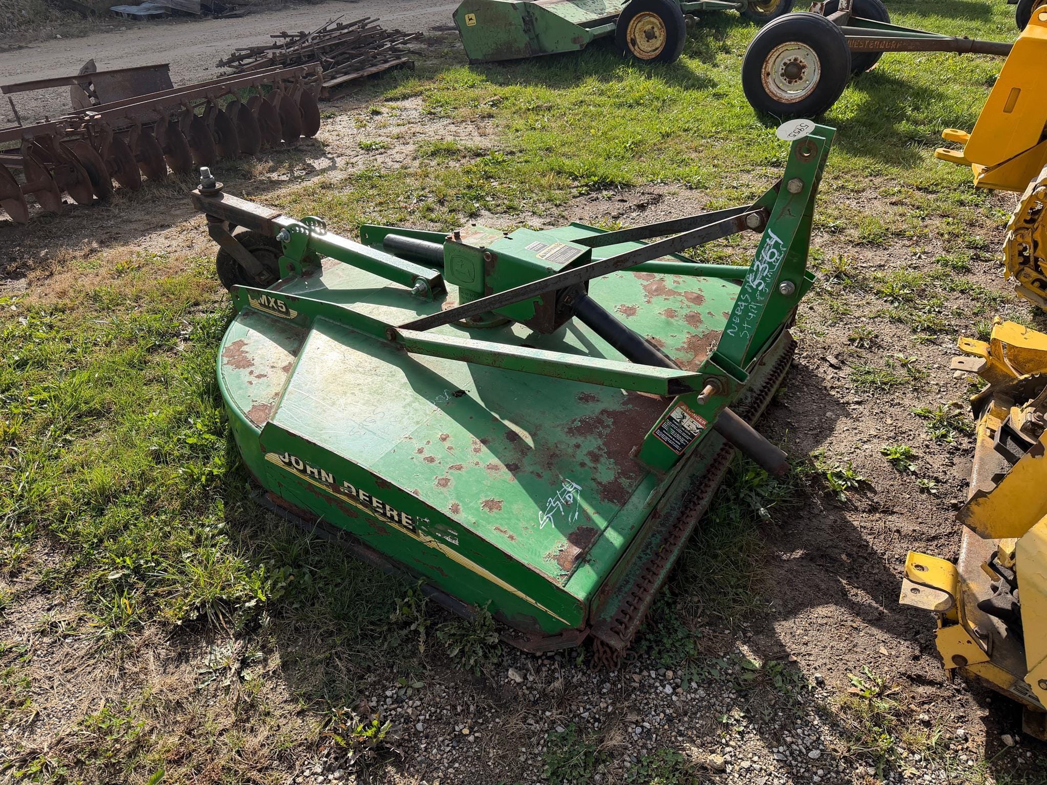 John Deere MX5 Equipment Image0