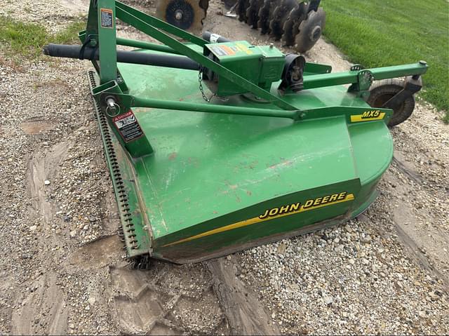 Image of John Deere MX5 equipment image 2