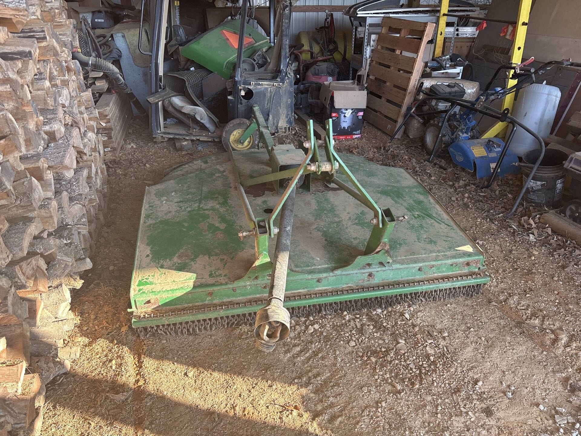 John Deere MX6 Equipment Image0