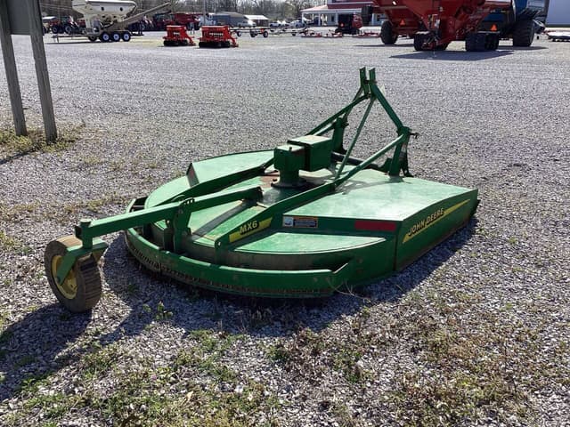 Image of John Deere MX6 equipment image 2