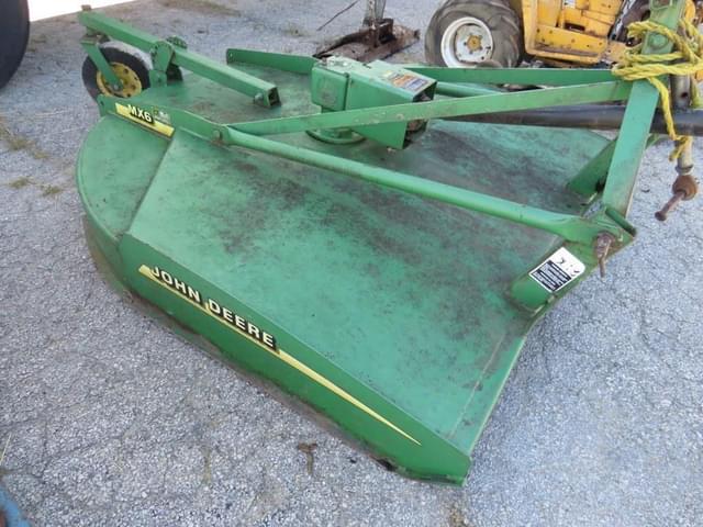 Image of John Deere MX6 equipment image 1