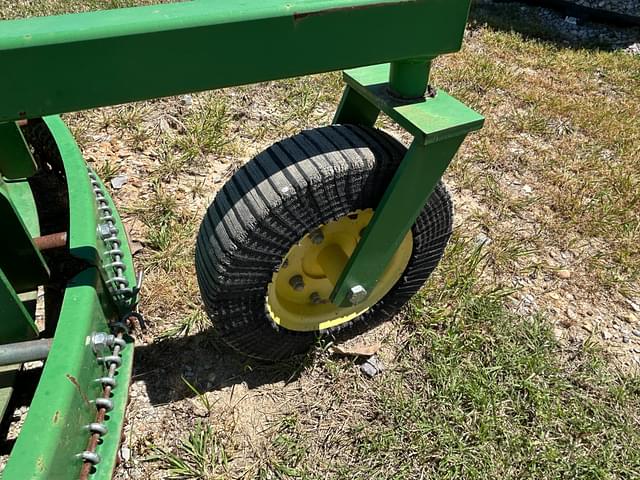 Image of John Deere MX6 equipment image 4