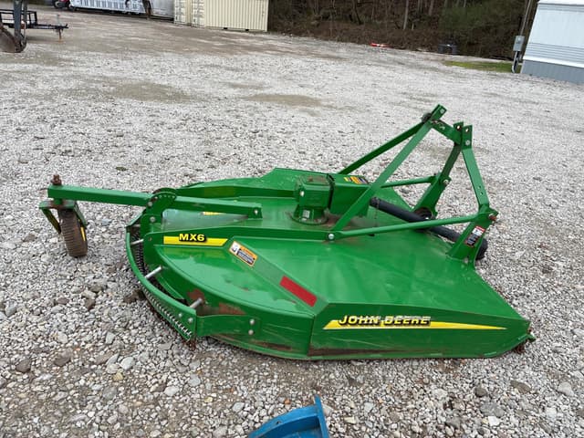 Image of John Deere MX6 equipment image 4