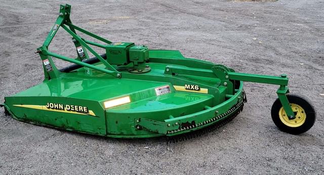 Image of John Deere MX6 equipment image 3