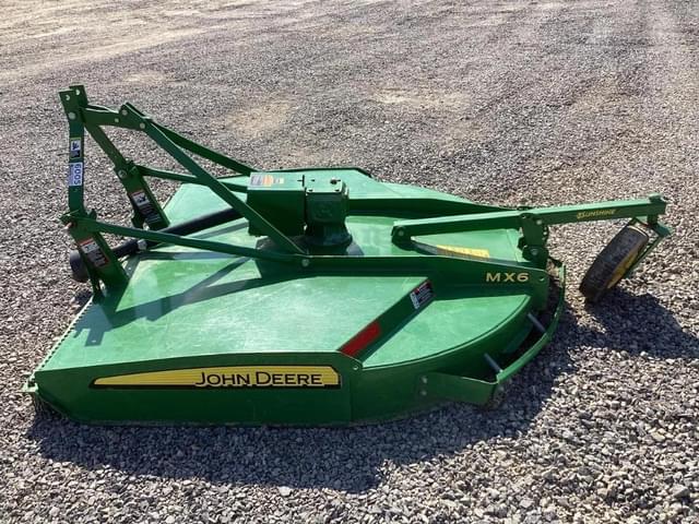 Image of John Deere MX6 equipment image 2