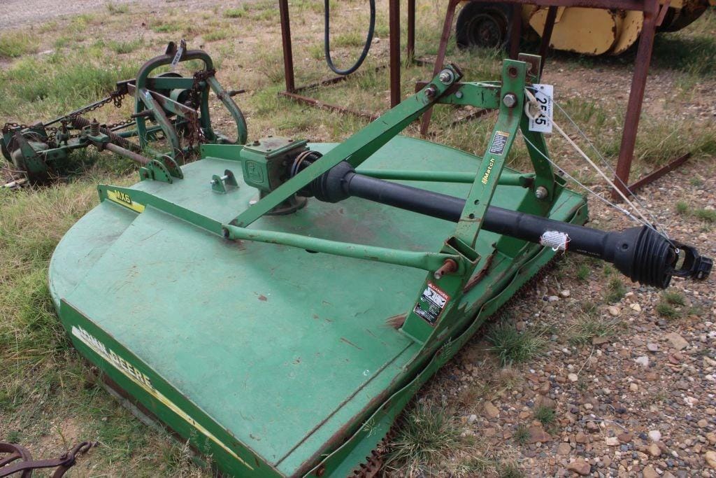 John Deere MX6 Equipment Image0