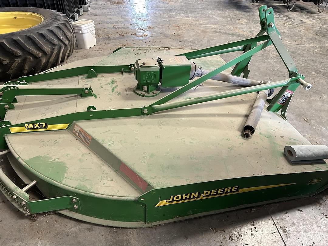 Image of John Deere MX7 Image 0