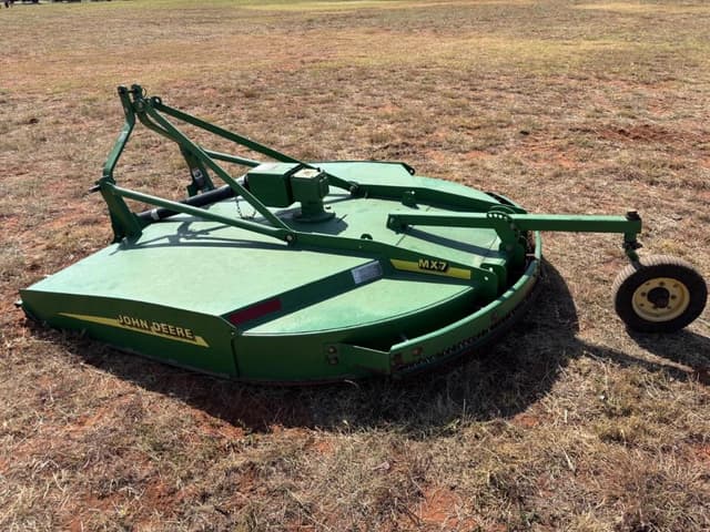 Image of John Deere MX7 equipment image 2