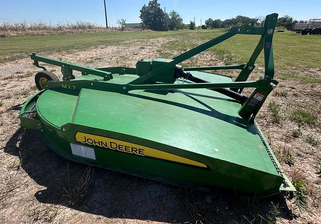 Image of John Deere MX7 equipment image 3