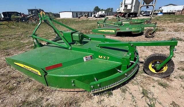 Image of John Deere MX7 equipment image 4