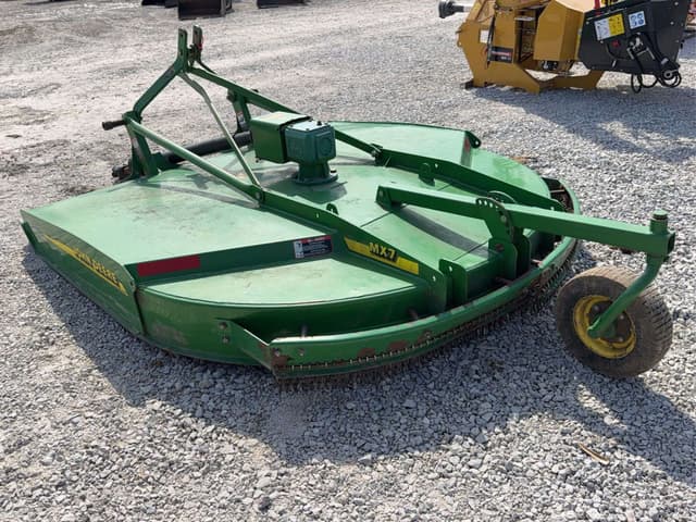 Image of John Deere MX7 equipment image 3