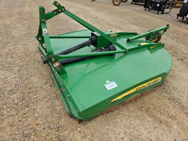 Image of John Deere MX7 equipment image 1