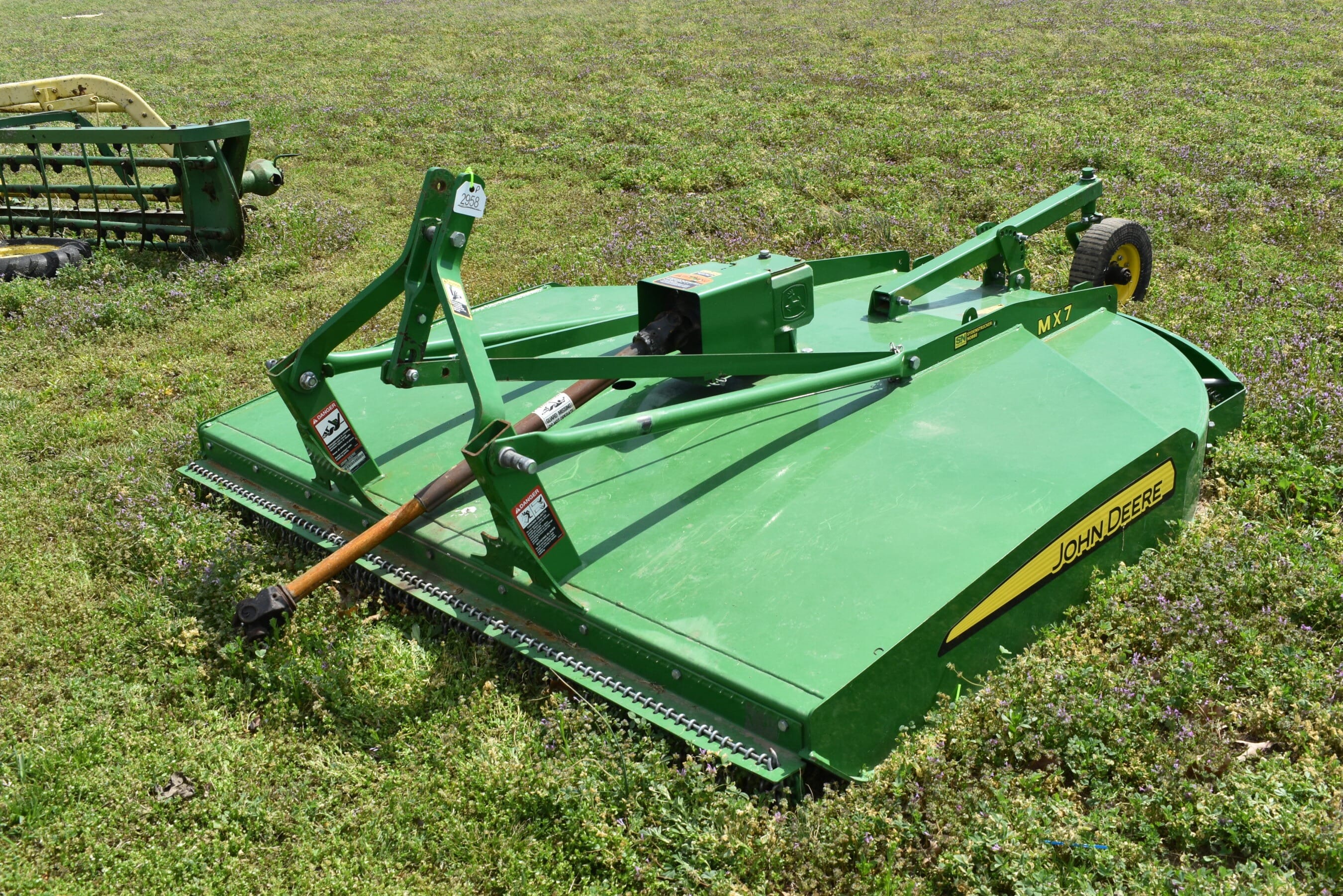 John Deere MX7 Equipment Image0