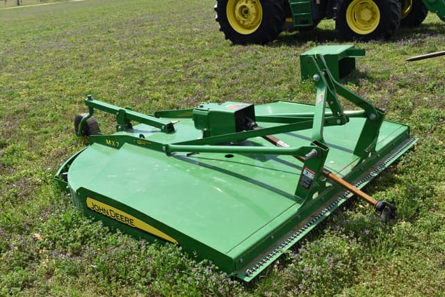 Image of John Deere MX7 equipment image 2
