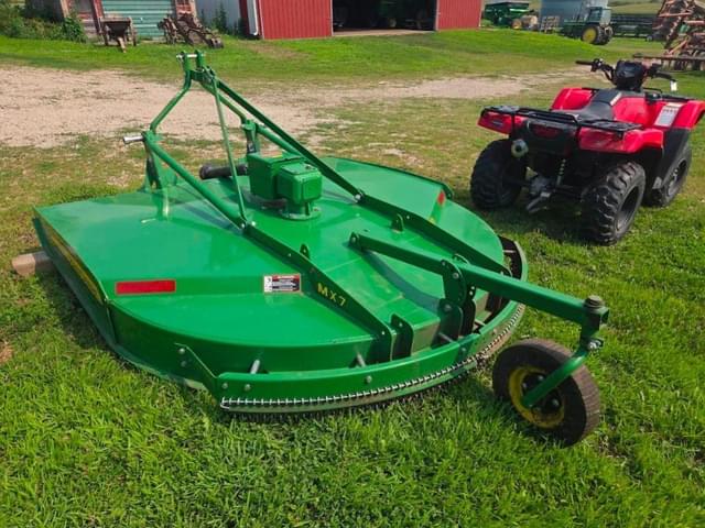 Image of John Deere MX7 equipment image 2