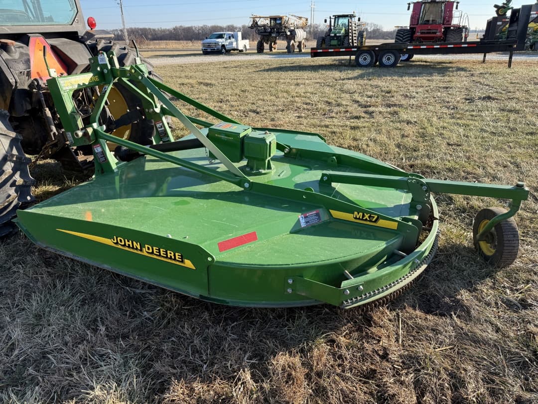 Image of John Deere MX7 Image 0