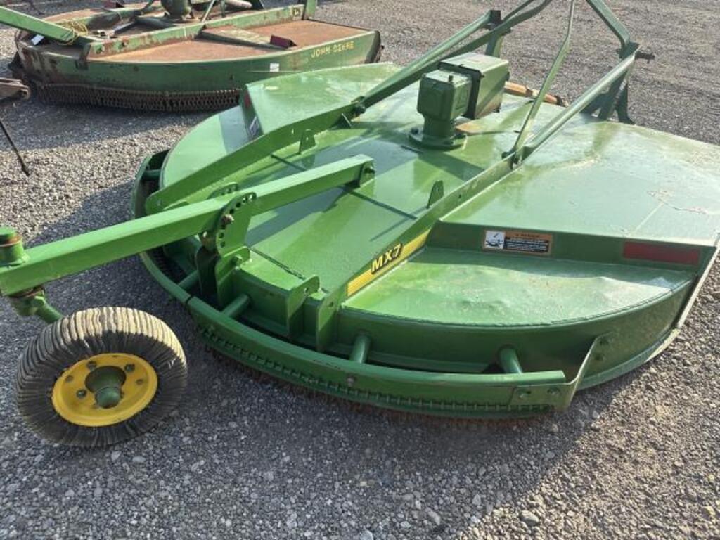 Image of John Deere MX7 Image 1