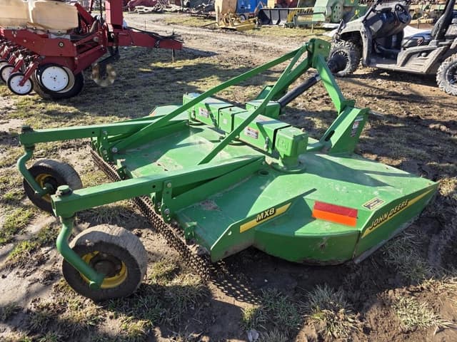 Image of John Deere MX8 equipment image 2
