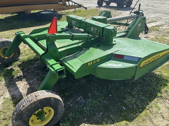 Image of John Deere MX8 equipment image 2