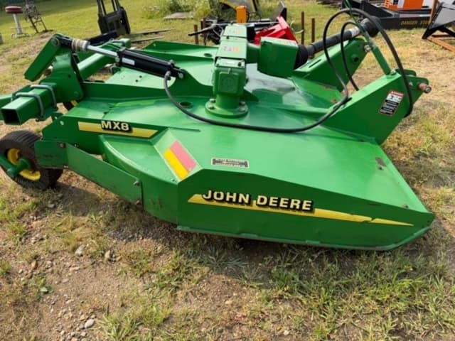 Image of John Deere MX8 equipment image 3