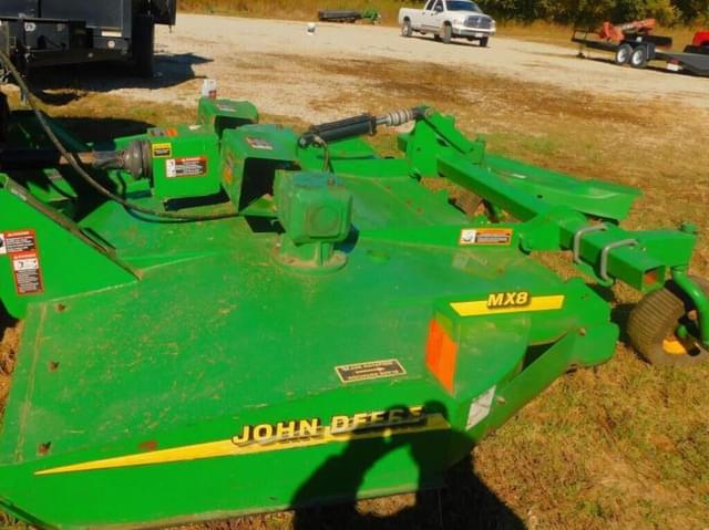 Image of John Deere MX8 equipment image 1