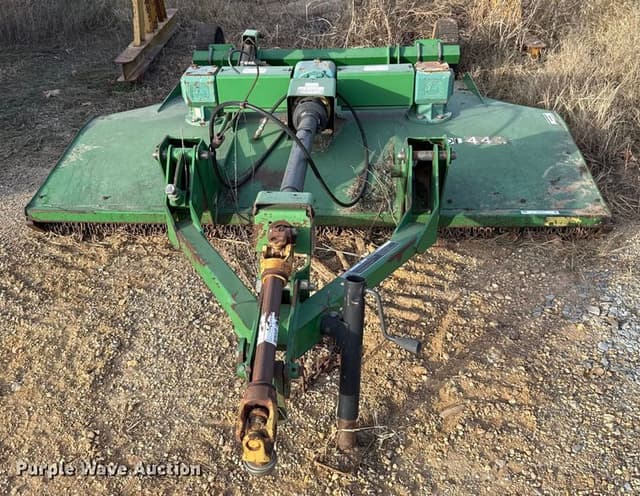 Image of John Deere MX8 equipment image 1