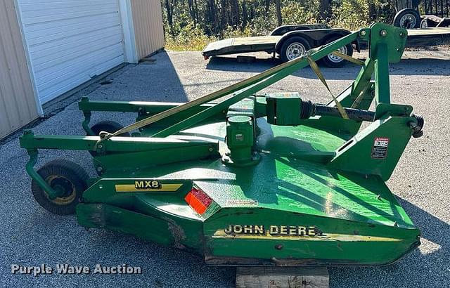 Image of John Deere MX8 equipment image 3