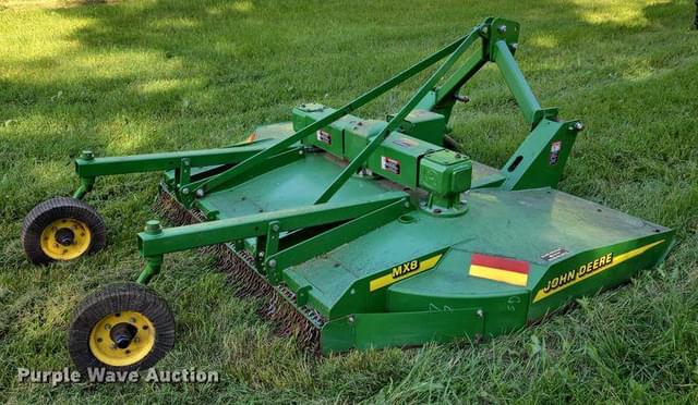 Image of John Deere MX8 equipment image 4